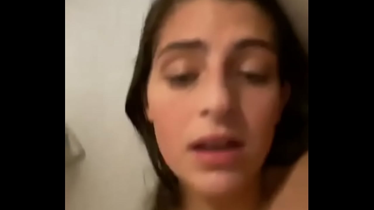 Hottie għajnejn blu, videos qosra sess dar, għażla ta